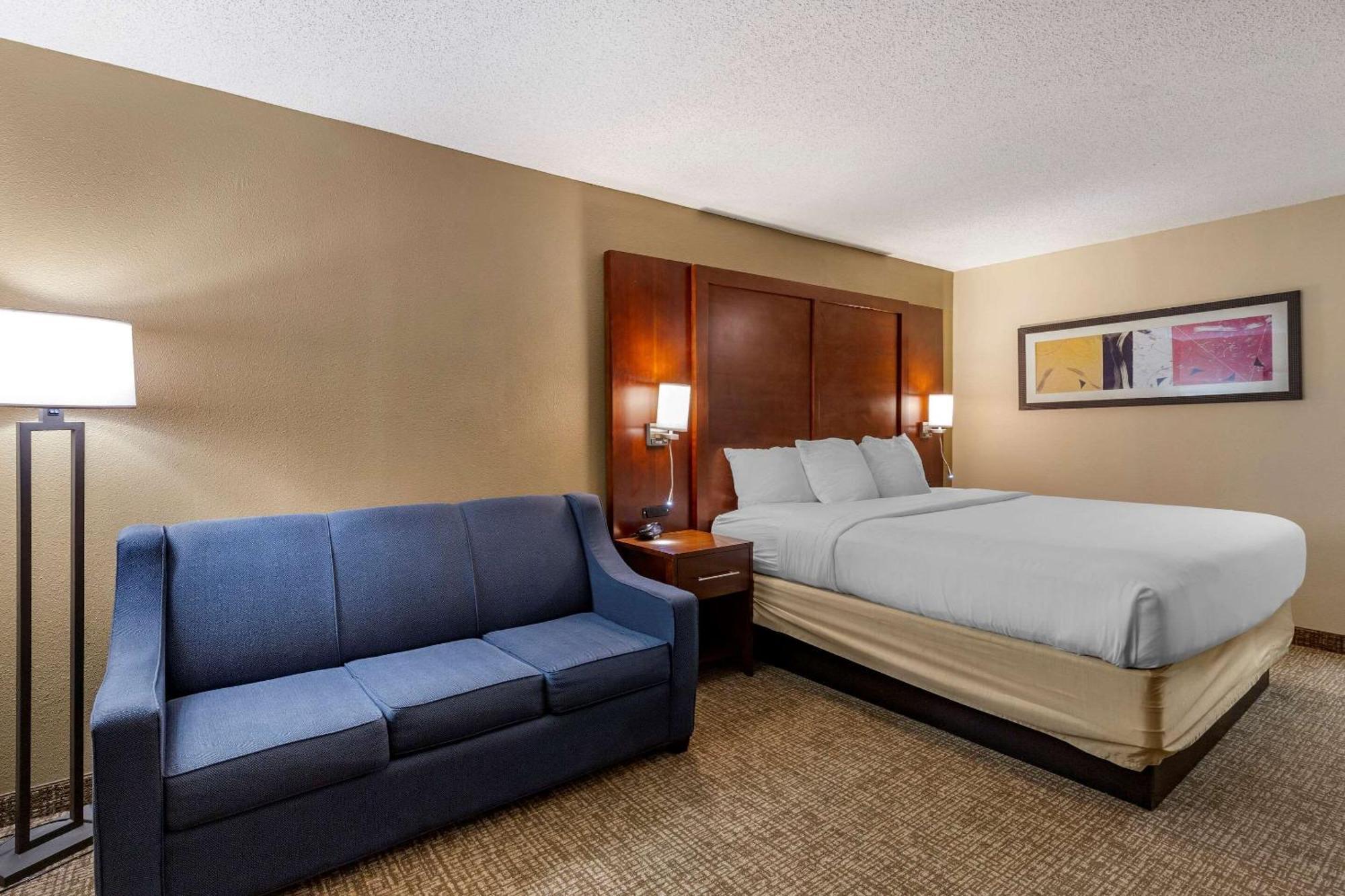 Comfort Hotel Laurinburg
