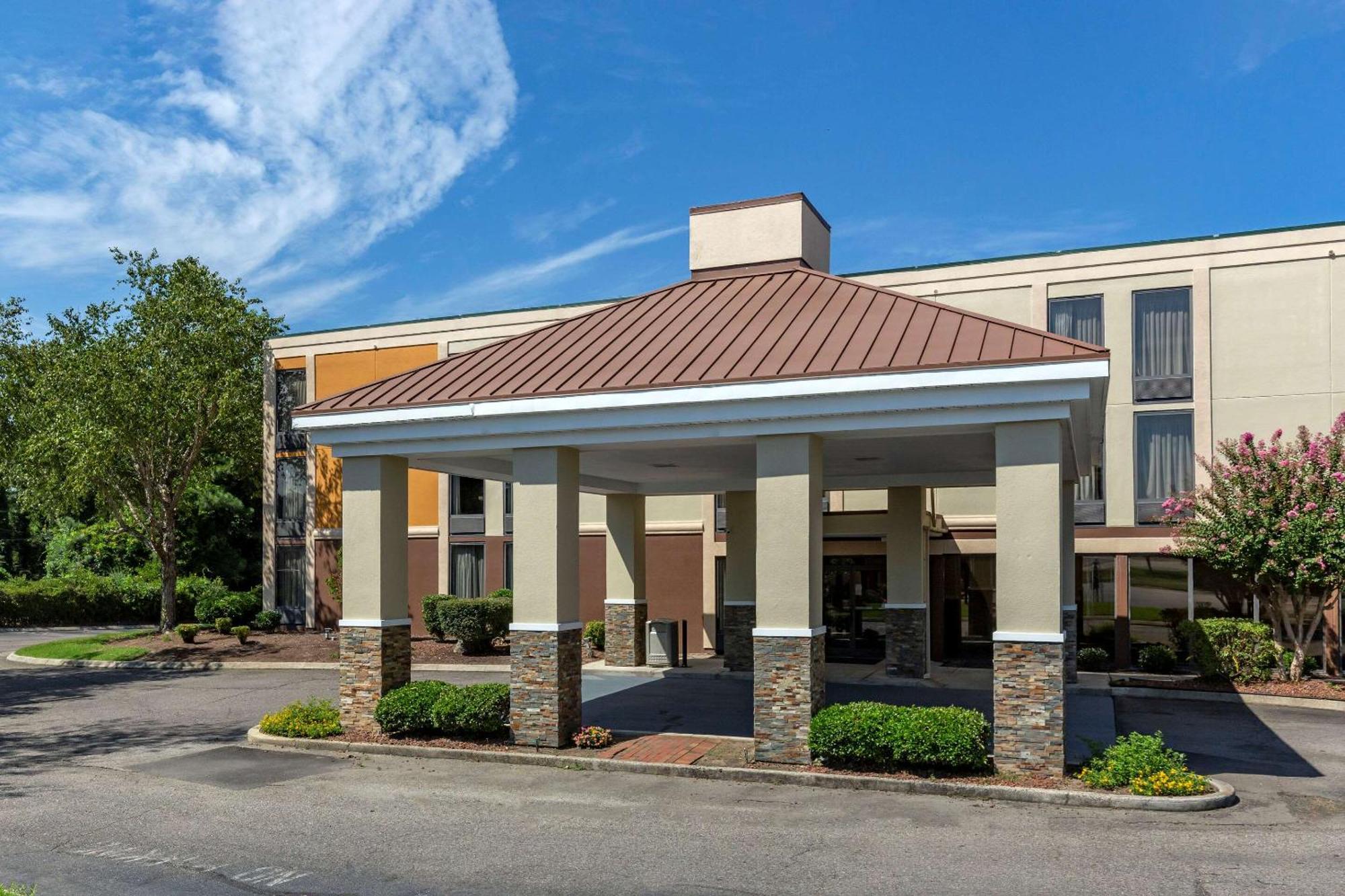 Comfort Laurinburg
